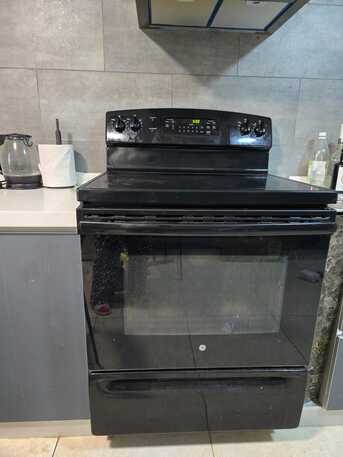 Riyadh, Electrical & Plumbing, SAR 2500,  General Electric (GE) Electrical Cooking Range &bull; 4 Burners And Oven