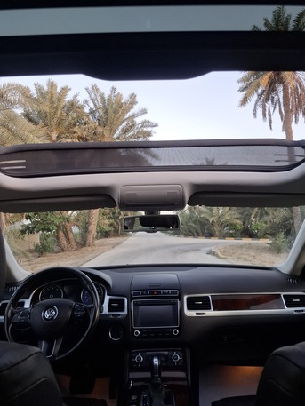 Manama, Vehicles, Cars & Trucks , BHD 5900,  VW Tuareg,  2016,  Automatic,  89210 KM,   For Urgent Sale