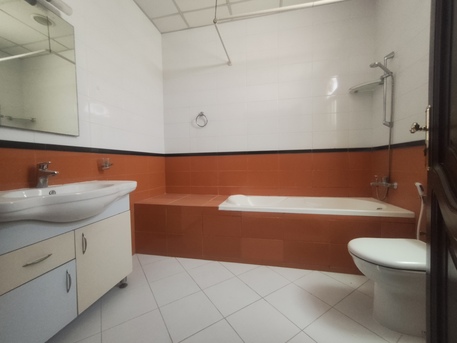 Segaya, Apartments, Flats, Houses & Villas, BHD 1500/year,  5 BR,  Gorgeous Un Furnished 5 Bhk Villa