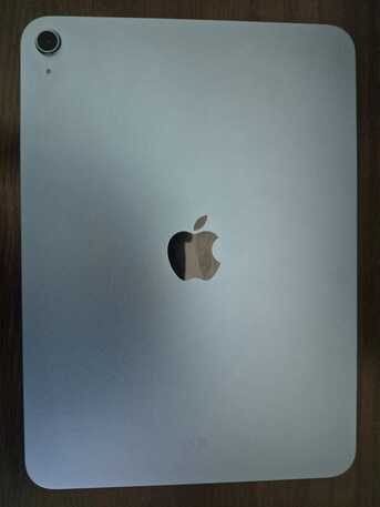 Yanbu, Electronics, SAR 1400,  For Sale: Like-New IPad Air 16 (128GB, Wi-Fi Version) 🌟 Upgrade Your Tech Game!