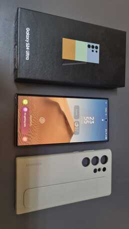 Riyadh, Mobile Phones, SAR 3100,  S25 Ultra With S-pen 512gb, Rare Blue  Colour
