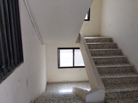 Riffa, Rooms for Rent, BHD 120/month,  1Bath Hall Kitchen. Balcony. No Lift 2nd Floor In -(((Riifa Buhair)))