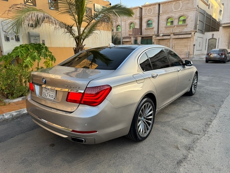 Jeddah, Vehicles, Cars & Trucks , SAR 27500,  Bmw 7 Series,  2009,  Automatic,  267000 KM,  Bmw Six Cylinders Price Negotiable