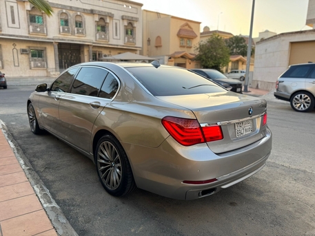 Jeddah, Vehicles, Cars & Trucks , SAR 27500,  Bmw 7 Series,  2009,  Automatic,  267000 KM,  Bmw Six Cylinders Price Negotiable