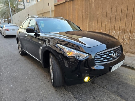 Jeddah, Vehicles, Cars & Trucks , SAR 22000,  Infiniti FX,  2009,  Automatic,  300000 KM,  Infinity Fx35 Six Cylinders Price Negotiable