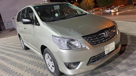 Riyadh, Vehicles, Cars & Trucks , SAR 38500,  TOYOTA INNOVA 2.7,  2013,  Automatic,  198000 KM,  7 SEATER ORIGINAL CONDITION  8