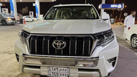 Riyadh, Vehicles, Cars & Trucks , SAR 165000,  TOYOTA PRADO,  2023,  Automatic,  45000 KM,  FULL OPTION 6 CYLENDER TXL 2 SUN ROOF 2