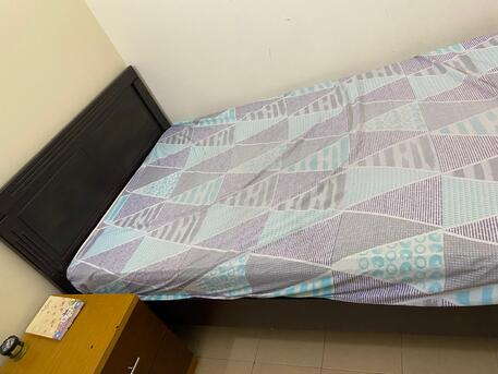 Muharraq, Furniture, BHD 65,  Queen Size Bed & 2 Side Tables - Negotiable