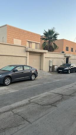 Olaya, Apartments, Flats, Houses & Villas, SAR 22000/year,  Studio,  Studio Room For Rent In Family Villa For Small Family Or Executive Bachelor