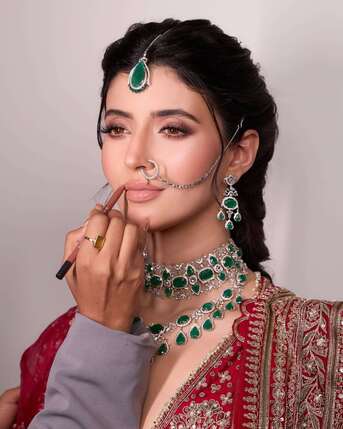 Mumbai, Business, Best Makeup Academy In Mumbai For Career Growth