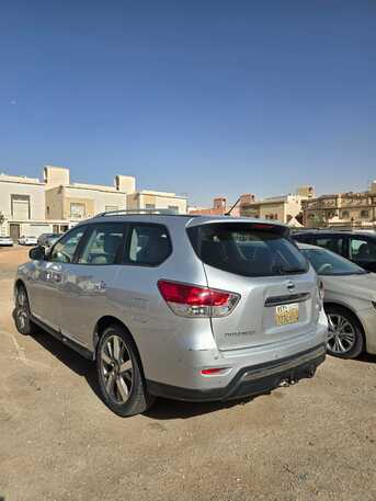 Riyadh, Vehicles, Cars & Trucks , SAR 30000,  Nissan Pathfinder-full,  2014,  250 KM,