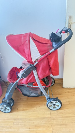 Hoora, Baby & Kid Stuff, BHD 75,  Branded Baby Crib With Baby Bed & Baby Trolley Free