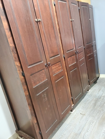 Jeddah, Household Items, SAR 350,  Malaysian Wood Wodrobe In Excellent Condition