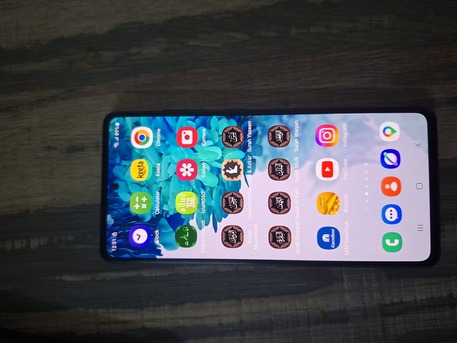 Riyadh, Mobile Phones, SAR 750,  Samsung S20 FE 5G, 6.7" 128GB 08 GB Ram.