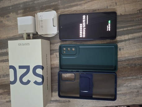 Riyadh, Mobile Phones, SAR 750,  Samsung S20 FE 5G, 6.7" 128GB 08 GB Ram.