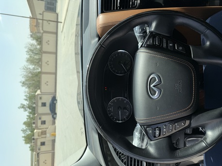 Riyadh, Vehicles, Cars & Trucks , SAR 220000,  Infiniti QX80,  2021,  Automatic,  42800 KM,    Sensory (Top Model)