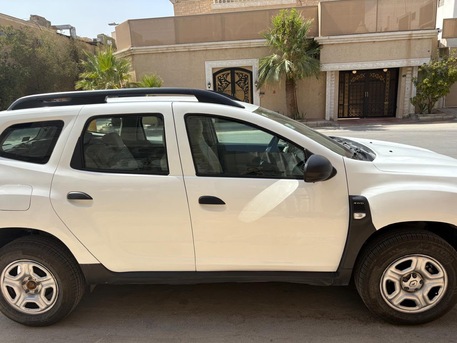 Riyadh, Vehicles, Cars & Trucks , SAR 25000,  Renault Duster,  2020,  Automatic,  113000 KM,