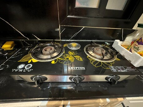 Riyadh, Household Items, SAR 250,  New Gas Stove Krypton KNGC6060 7mm Tempered Glass 3 Burners With Regulator And Pipe