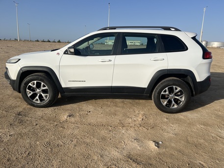 Rabigh, Vehicles, Cars & Trucks , SAR 35000,  Jeep Cherokee Trailhawk,  2014,  Automatic,  200000 KM,   , Auto, V6