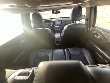 Rabigh, Vehicles, Cars & Trucks , SAR 35000,  Jeep Cherokee Trailhawk,  2014,  Automatic,  200000 KM,   , Auto, V6