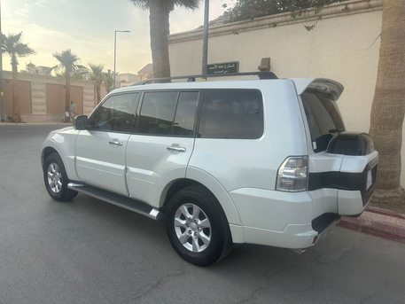 Al Malaz, Vehicles, Cars & Trucks , SAR 65000,  Mitsubishi Pajero,  2016,  Automatic,  175000 KM,