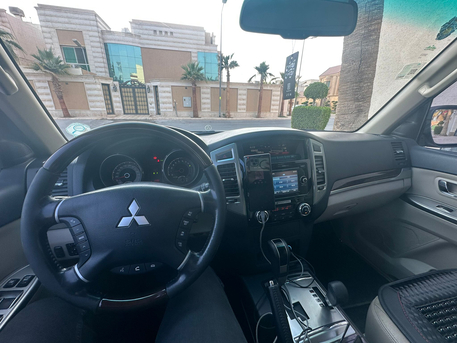 Al Malaz, Vehicles, Cars & Trucks , SAR 65000,  Mitsubishi Pajero,  2016,  Automatic,  175000 KM,