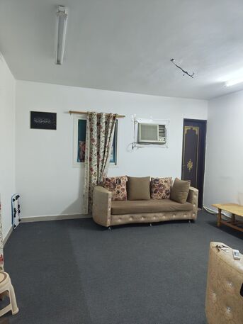 Riyadh, Furniture, SAR 300,  7 Seater Sofa With Tea Table