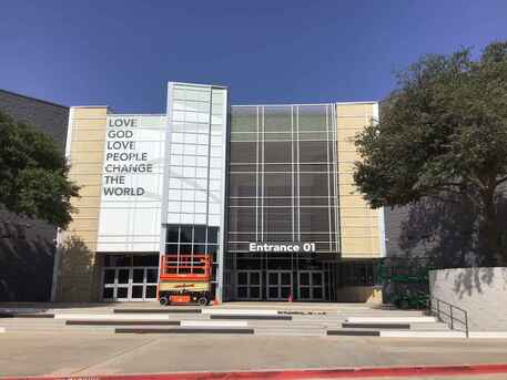 Dallas, Business, Custom Building Signs For Maximum Visibility In Dallas TX