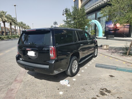 Riyadh, Vehicles, Cars & Trucks , SAR 90000,  Gmc Yukon XL,  2018,  Automatic,  187000 KM,