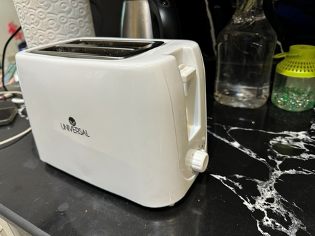 Riyadh, Appliances, SAR 50,  New Toaster Universal UN-038A 750W