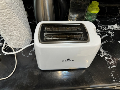 Riyadh, Appliances, SAR 50,  New Toaster Universal UN-038A 750W