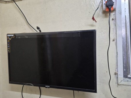 Riyadh, Air Conditioners, SAR 3500,  Good Working Window Air Conditioner,refrigerator,television,washingmechine,bed With Coat,s