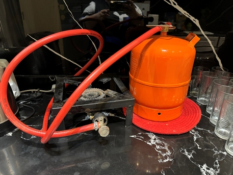 Riyadh, Household Items, SAR 200,  Single Burner Cast Iron Gas Stove + Small Gas Cylinder + Gas Pipe