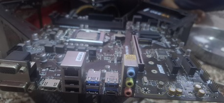 Dammam, Computers, SAR 400,  Motherboard B360M MSI + Processor 8th Gen I3 8100