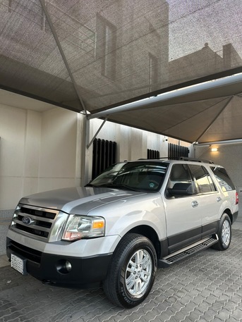 Jeddah, Vehicles, Cars & Trucks , SAR 30000,  Ford Excursion,  2013,  Automatic,  265 KM,  For Sale