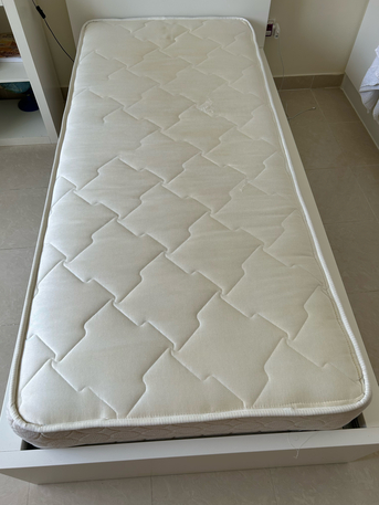 Manama, Furniture, BHD 30,  Mattress (mammoth)