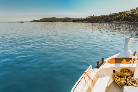 New York, Automotive, Plan Your Day On The Water - Rent A Boat At Greers Ferry Lake