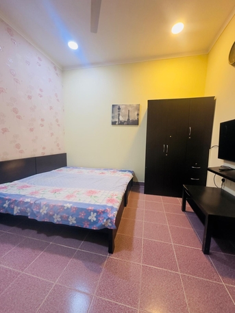 Mahooz, Apartments, Flats, Houses & Villas, BHD 180/year,  1 BR,  EXCELLENT FULLYFURNISHED STUDIO APARTMENT WITH CLOSED KITCHEN ( NEAR 212 SUPERMARKET )