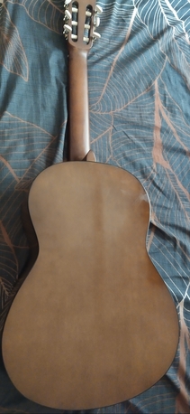 Manama, Musical Instruments, BHD 12,  Yamaha Classic Guitar 29 BHD And Violin 12 BHD