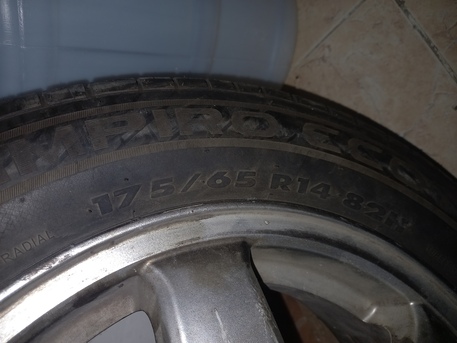 Jeddah, Vehicles, Cars & Trucks , SAR 120,  Good,  2026,  Automatic,  250000 KM,  Alloy Rim With  Tire