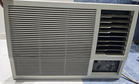 Rabigh, Air Conditioners, SAR 450,  Carrier AC 1.5ton Pefect Cooling Used Condition