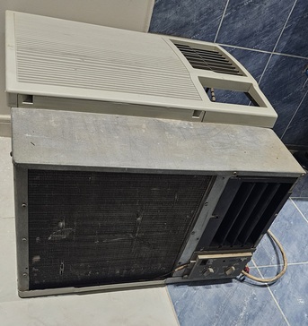 Rabigh, Air Conditioners, SAR 450,  Carrier AC 1.5ton Pefect Cooling Used Condition