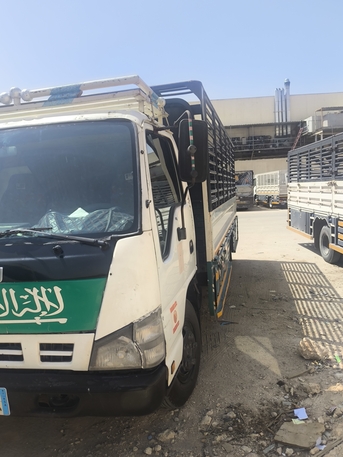 Riyadh, Vehicles, Cars & Trucks , SAR 50000,  Isuzu 4200,  2007,  Manual,  500000 KM,  Sell Isuzu 5 Meter Dyna