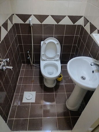 Al Khobar Al Shamalia, Apartments, Flats, Houses & Villas, SAR 17600/year,  2 BR,  Family Apartment For Rent (Two Rooms, Bathroom, Kitchen)