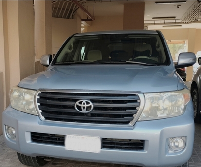 Salmaniya, Vehicles, Cars & Trucks , Toyota Land Cruiser,  2014,  Automatic,  189000 KM,    V6