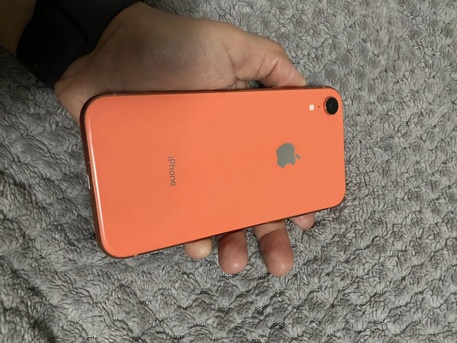 Al Nakhil, Mobile Phones, SAR 699,  Apple IPhone XR 128 GB New Battery Now Remaining 100% Health
