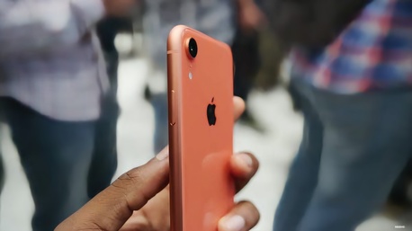 Al Nakhil, Mobile Phones, SAR 699,  Apple IPhone XR 128 GB New Battery Now Remaining 100% Health