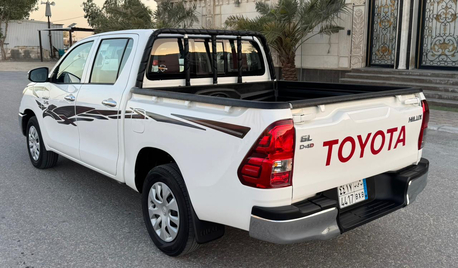 Dammam, Vehicles, Cars & Trucks , SAR 70,  Toyota Hilux,  2022,  Automatic,  137 KM,  Hilux