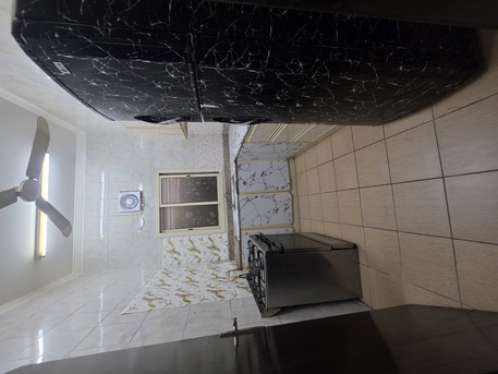 Manama, Apartments, Flats, Houses & Villas, BHD 240/month,  2 BR,  @2BATHROOM Hall Kitchen With Electricity Fully Furnished