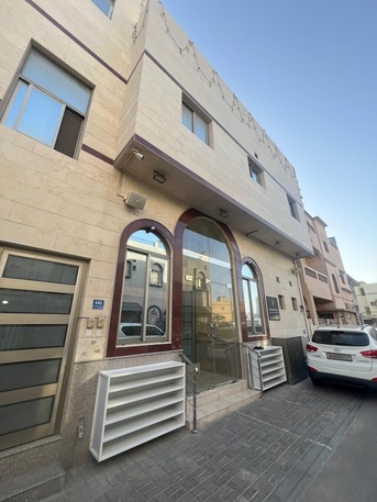 Jidhafs, Apartments, Flats, Houses & Villas, BHD 200/month,  2 BR,  Flat For Rent With Ewa